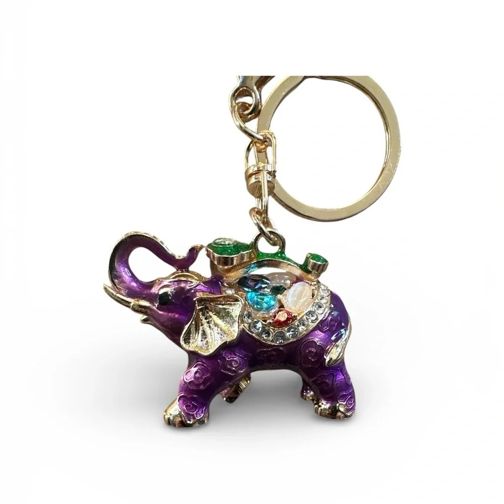 💜 NWT Jeweled Purple Elephant Bag Charm / Keychain